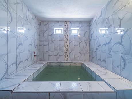 Aydın Palace Termal kapalı ve özel termal havuz