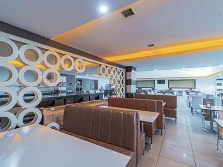 Aydın Palace Termal açık büfe restoran